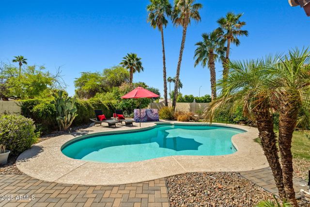 10837 W COTTONWOOD Lane, Avondale, AZ 85392