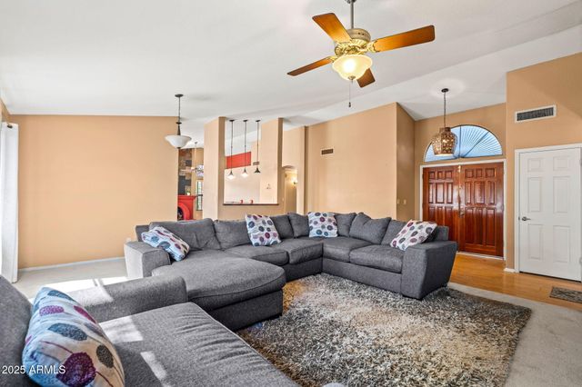10837 W COTTONWOOD Lane, Avondale, AZ 85392