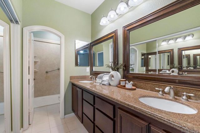 2768 Villas Way, San Diego, CA 92108