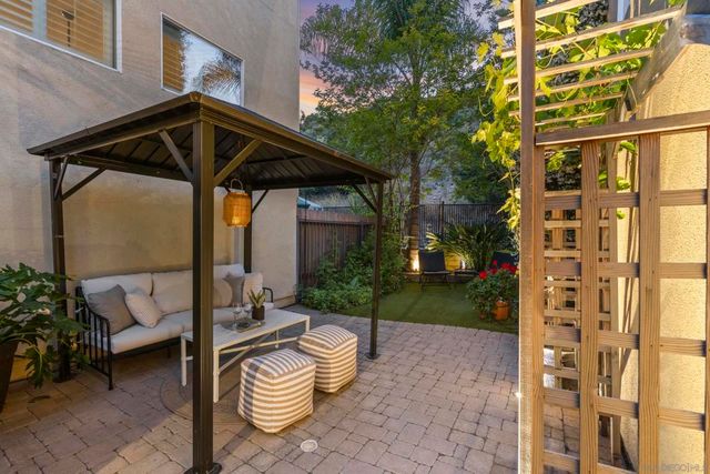 2768 Villas Way, San Diego, CA 92108