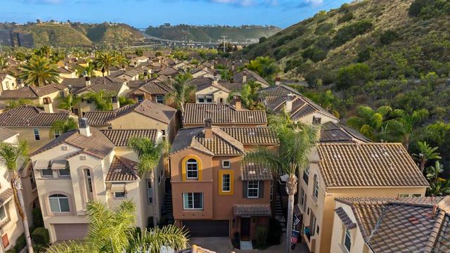 2768 Villas Way, San Diego, CA 92108