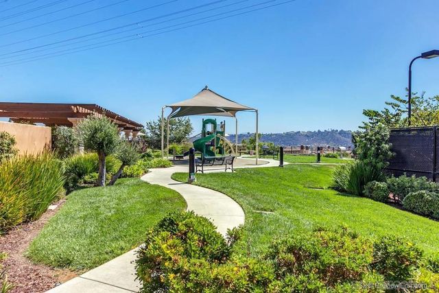 2768 Villas Way, San Diego, CA 92108