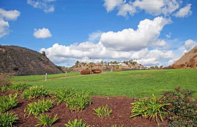 2768 Villas Way, San Diego, CA 92108