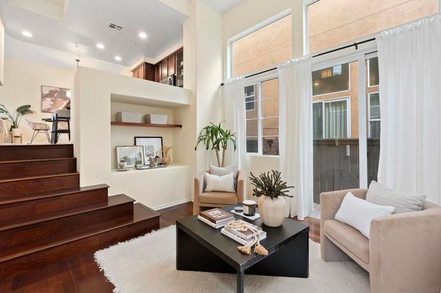 2768 Villas Way, San Diego, CA 92108