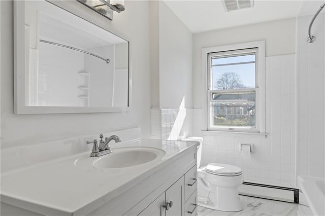 20 Dean Street, Pawtucket, RI 02861