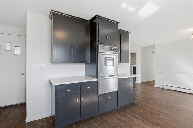 20 Dean Street, Pawtucket, RI 02861