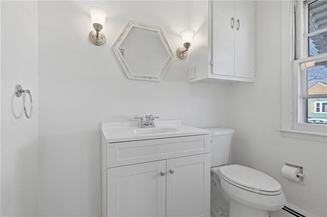 20 Dean Street, Pawtucket, RI 02861