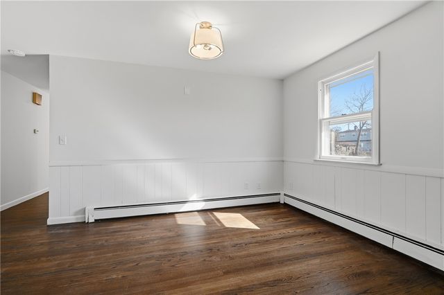 20 Dean Street, Pawtucket, RI 02861