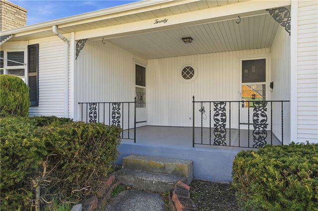 20 Dean Street, Pawtucket, RI 02861