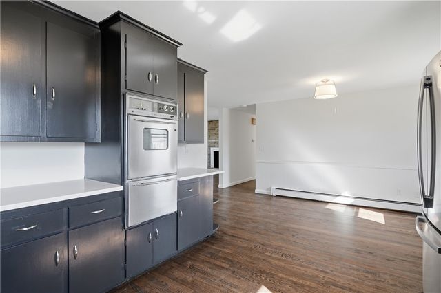 20 Dean Street, Pawtucket, RI 02861