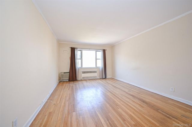 32-69 38th Street, Astoria, NY 11103