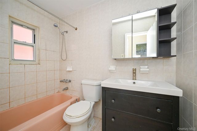 32-69 38th Street, Astoria, NY 11103