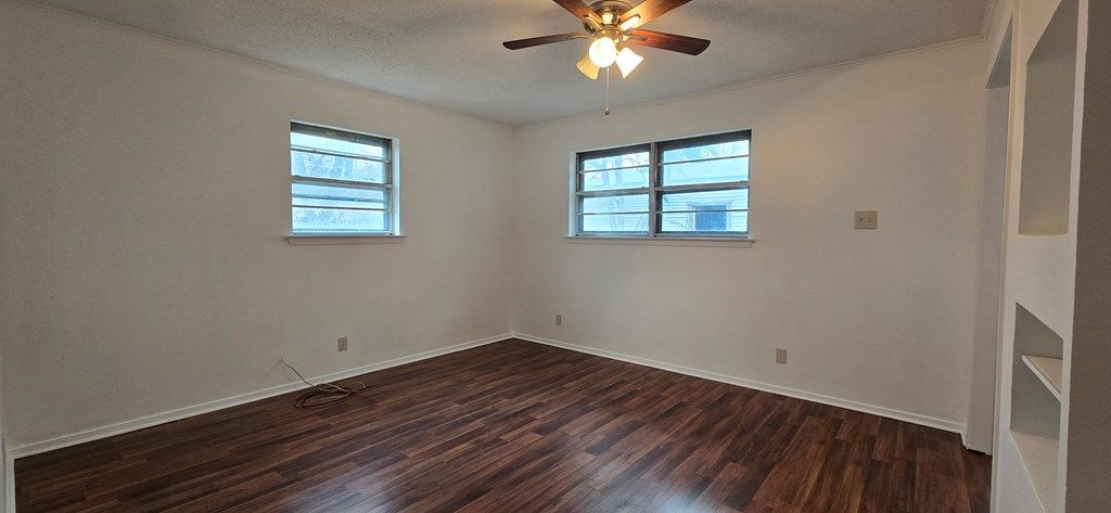 Image 16 of property listing at 1733 Calle Senderra Rd, San Angelo, TX 76904