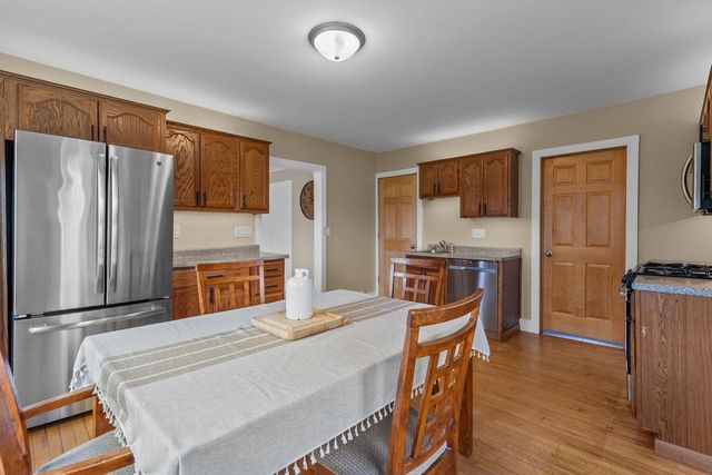 708 W 6TH AVENUE, Oshkosh, WI 54902