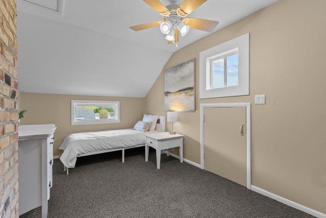 708 W 6TH AVENUE, Oshkosh, WI 54902
