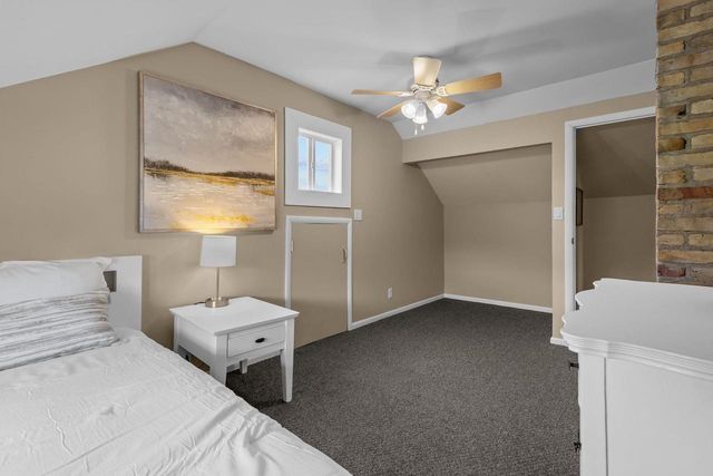 708 W 6TH AVENUE, Oshkosh, WI 54902