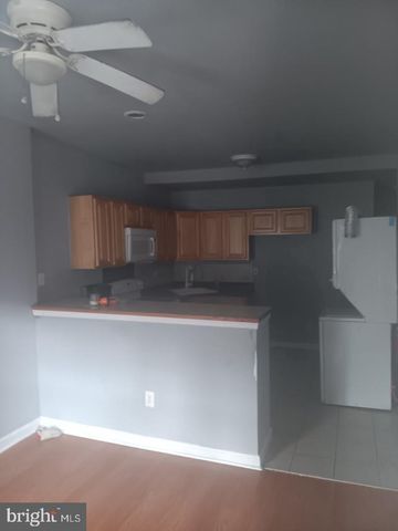 871 N 43RD ST, Philadelphia, PA 19104