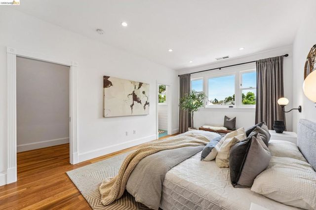 2222 Blake St, Berkeley, CA 94704