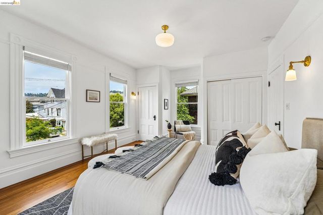 2222 Blake St, Berkeley, CA 94704