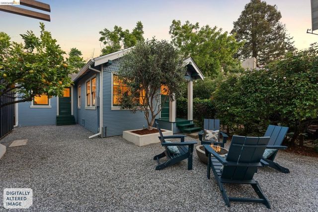 2222 Blake St, Berkeley, CA 94704