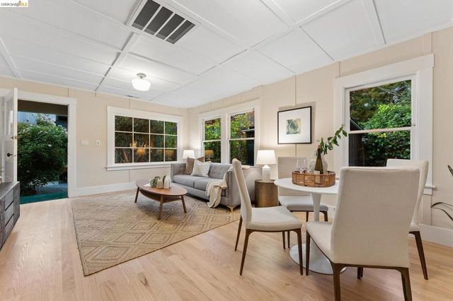 2222 Blake St, Berkeley, CA 94704