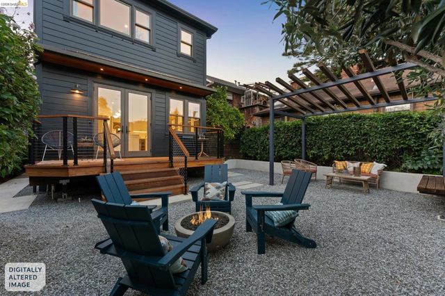 2222 Blake St, Berkeley, CA 94704