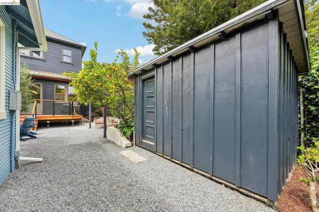 2222 Blake St, Berkeley, CA 94704