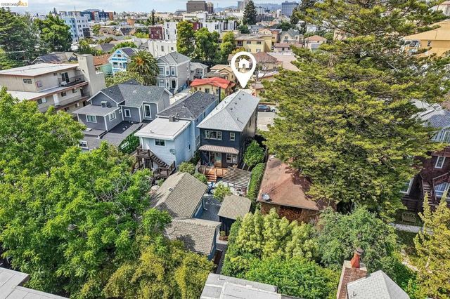 2222 Blake St, Berkeley, CA 94704