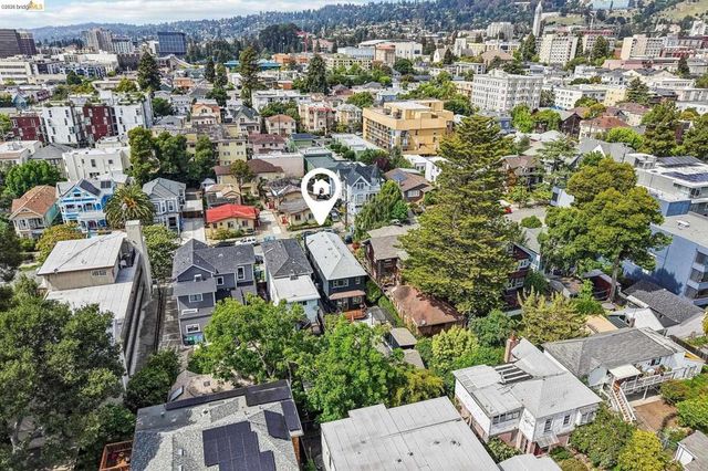 2222 Blake St, Berkeley, CA 94704