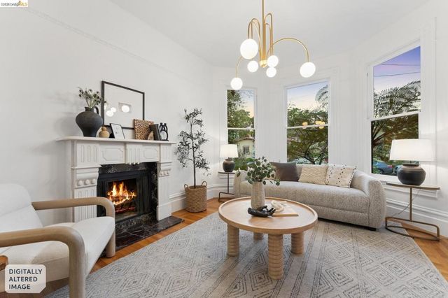 2222 Blake St, Berkeley, CA 94704