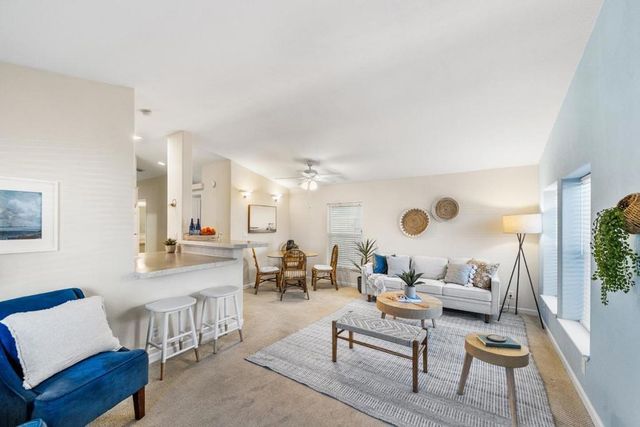 998 38th Avenue, Santa Cruz, CA 95062