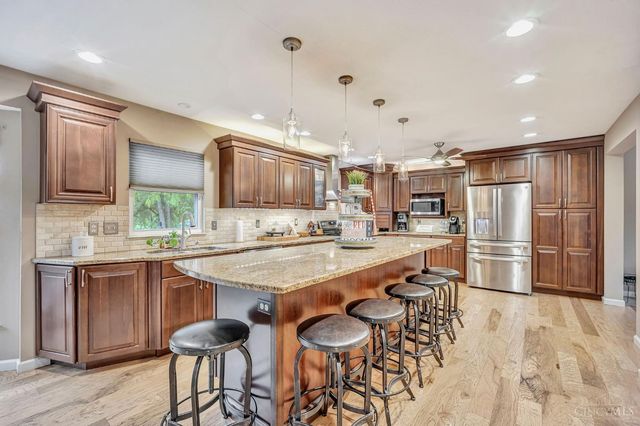 317 Meadowgreen Drive, Harrison, OH 45030