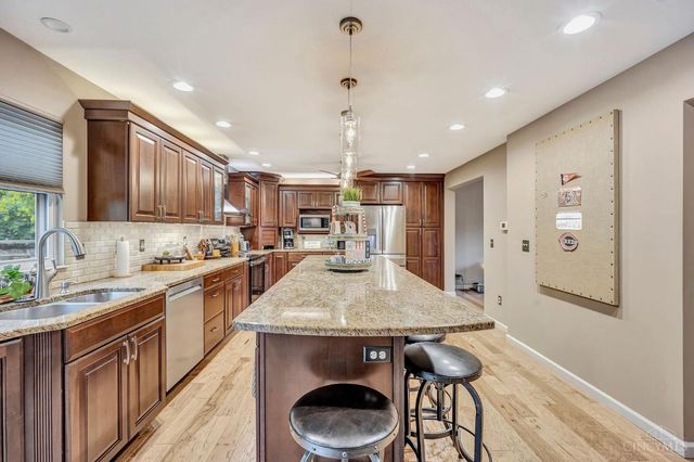 317 Meadowgreen Drive, Harrison, OH 45030
