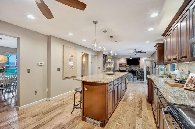 317 Meadowgreen Drive, Harrison, OH 45030