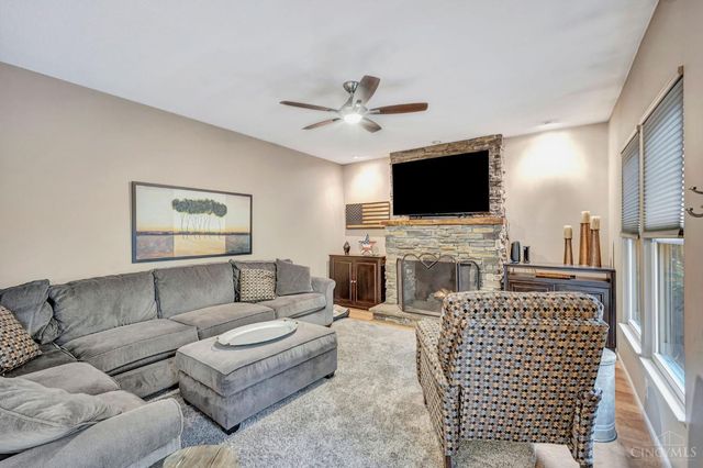 317 Meadowgreen Drive, Harrison, OH 45030