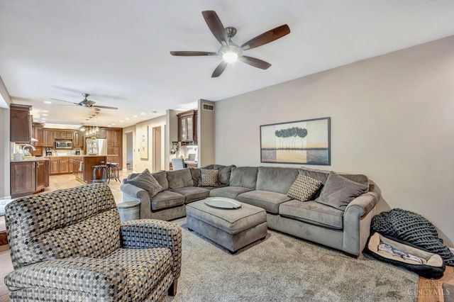 317 Meadowgreen Drive, Harrison, OH 45030