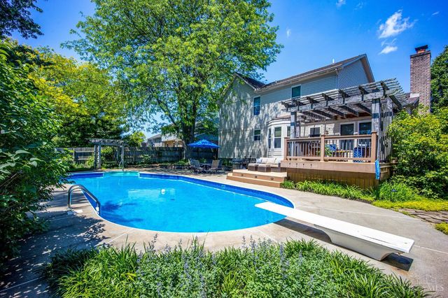 317 Meadowgreen Drive, Harrison, OH 45030