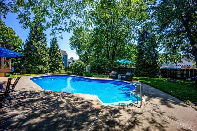 317 Meadowgreen Drive, Harrison, OH 45030