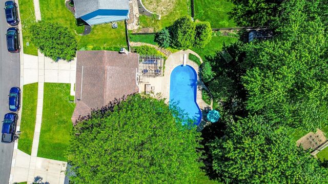 317 Meadowgreen Drive, Harrison, OH 45030