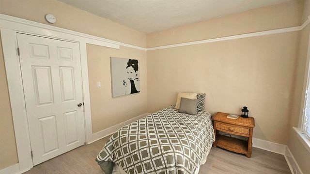 2076 2076 Harrington Ave, Oakland, CA 94601