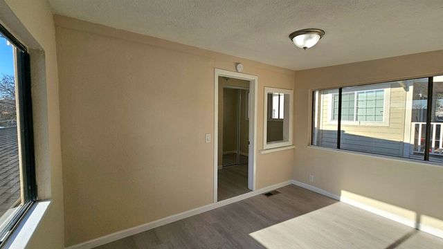 2076 2076 Harrington Ave, Oakland, CA 94601