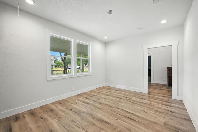 312 Lone Tree Lane, Hickory Creek, TX 75065