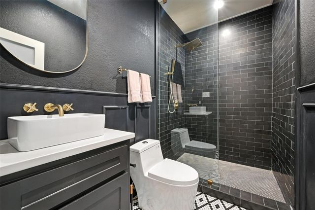 312 Lone Tree Lane, Hickory Creek, TX 75065