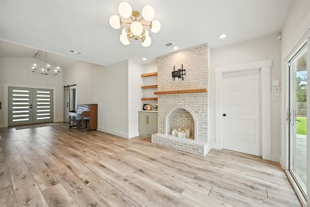 312 Lone Tree Lane, Hickory Creek, TX 75065