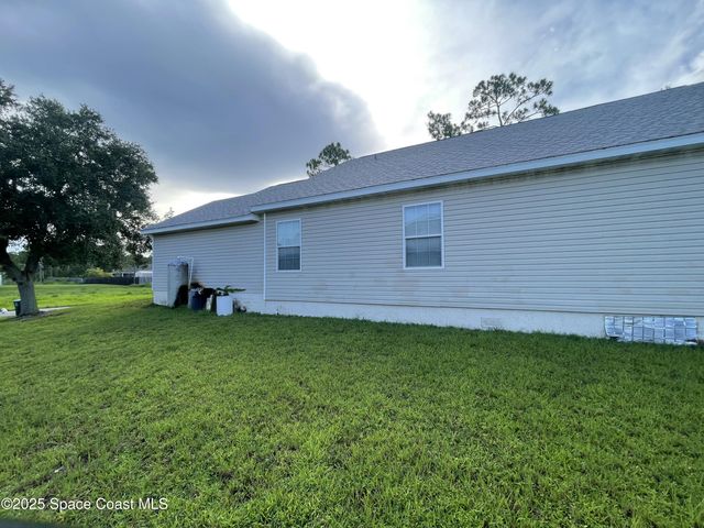 2613 Quentin Avenue SE, Palm Bay, FL 32909