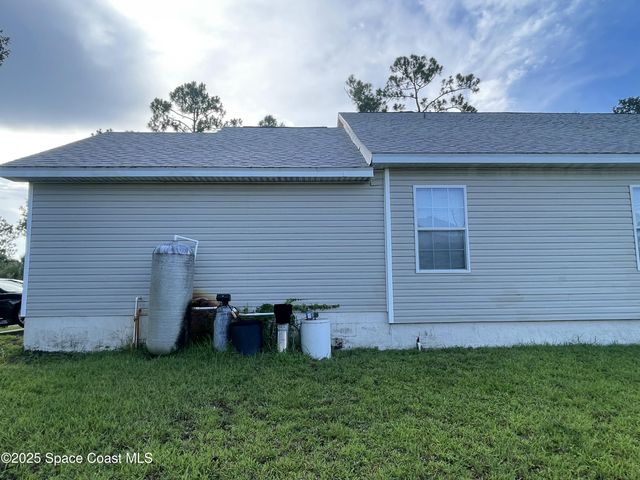 2613 Quentin Avenue SE, Palm Bay, FL 32909