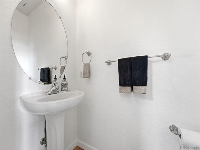 827 Spruce Court, Frederick, CO 80530