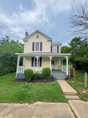 821 Greenwood Street, Bedford, VA 24523