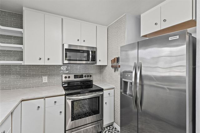 2450 49TH STREET S, St Petersburg, FL 33711
