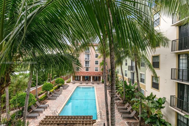 1900 Van Buren St 317B, Hollywood, FL 33020